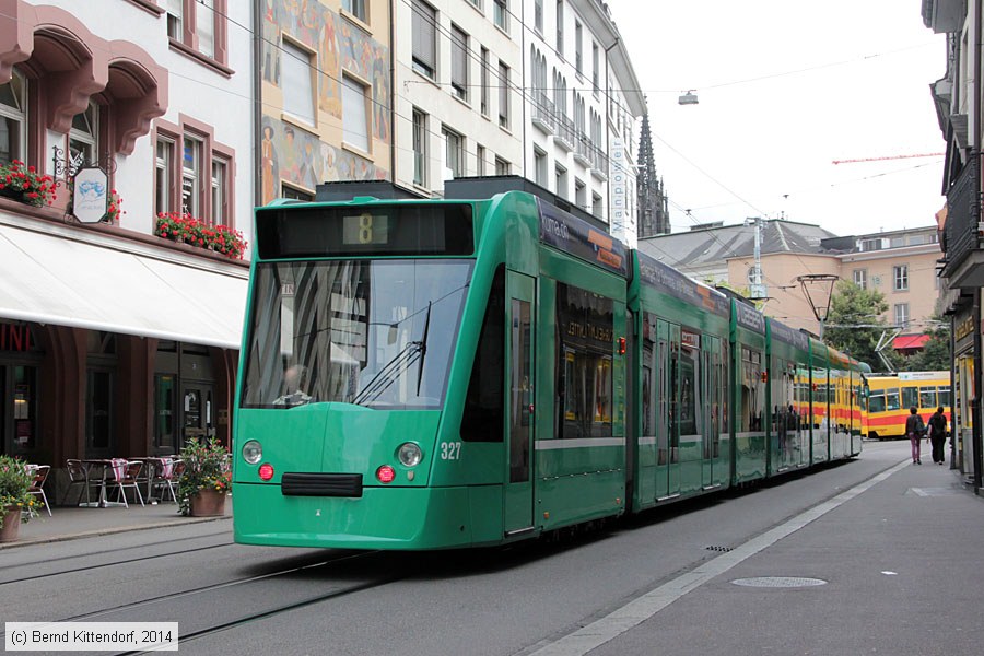 Basel - Straßenbahn - 327
/ Bild: basel327_bk1408110435.jpg