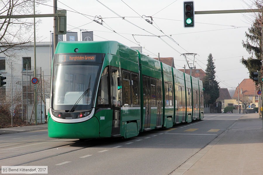 Basel - Straßenbahn - 5008
/ Bild: basel5008_bk1701270080.jpg