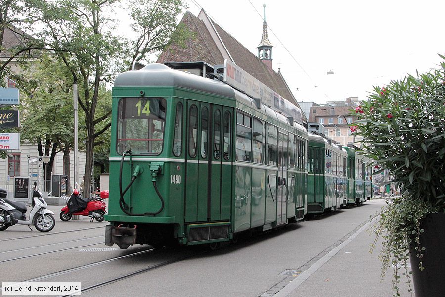 Basel - Straßenbahn - 1490
/ Bild: basel1490_bk1408110236.jpg Basel - Straßenbahn - 1490
/ Bild: basel1490_bk1408110236.jpg