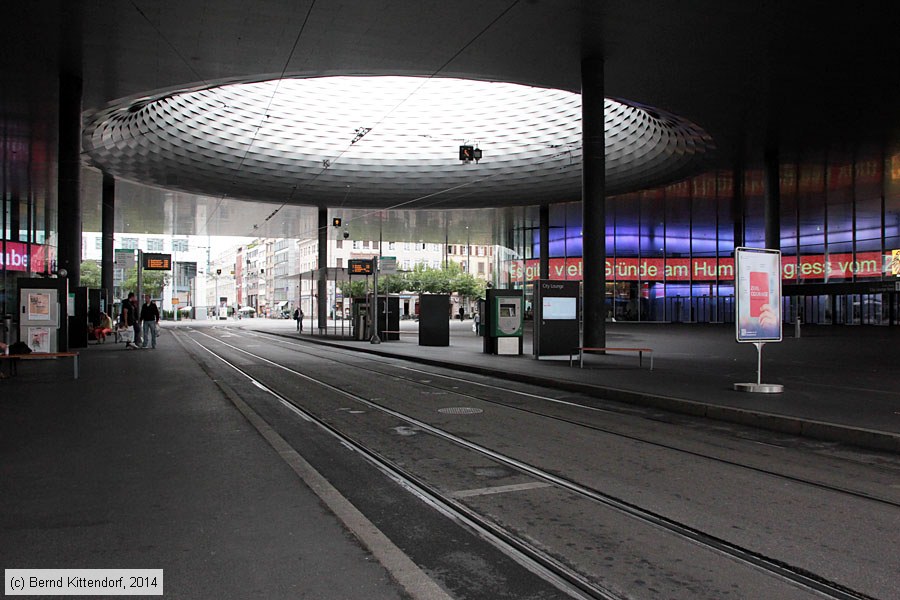 Basel - Straßenbahn - Anlagen
/ Bild: baselanlagen_bk1408110142.jpg