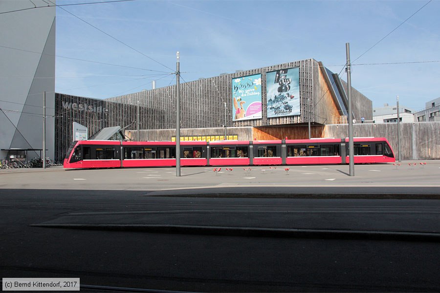 Bern - Straßenbahn - 658
/ Bild: bern658_bk1703290127.jpg