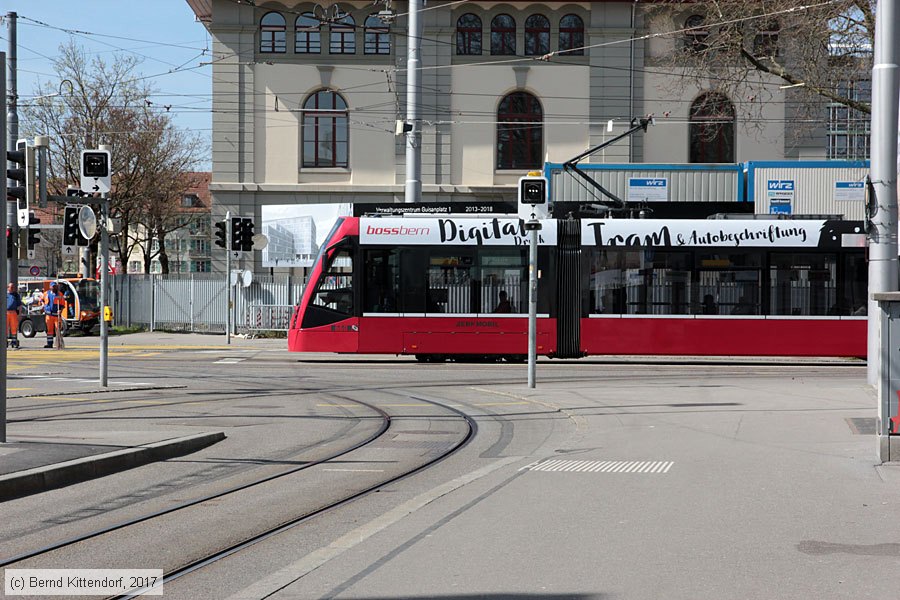 Bern - Straßenbahn - 660
/ Bild: bern660_bk1703290182.jpg