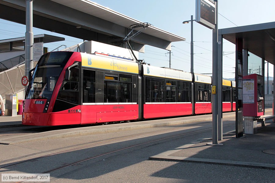 Bern - Straßenbahn - 664
/ Bild: bern664_bk1703280017.jpg