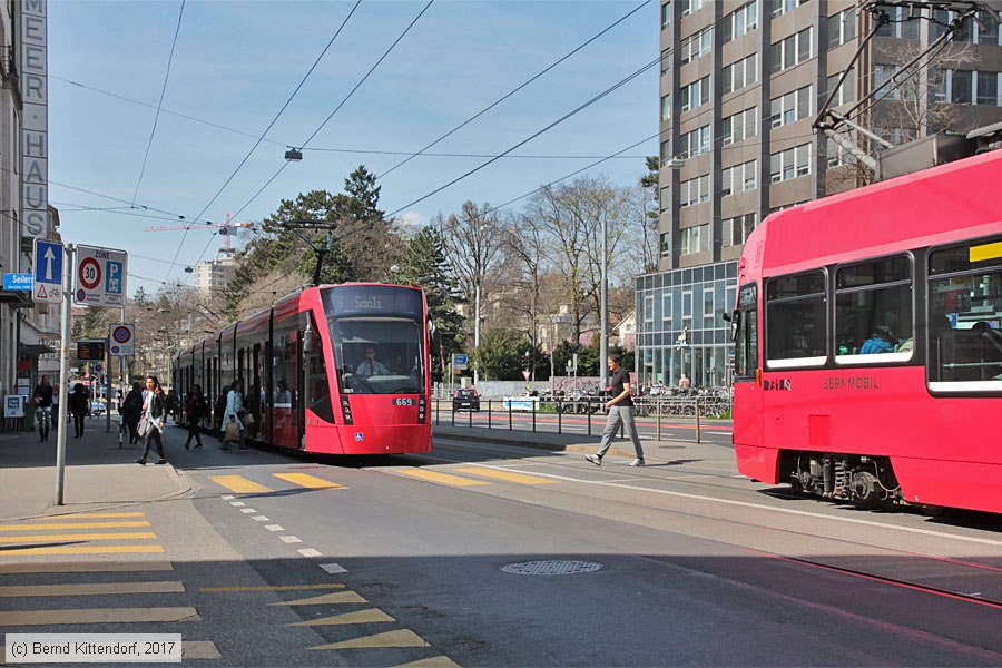 Bern - Straßenbahn - 669
/ Bild: bern669_bk1703290151.jpg