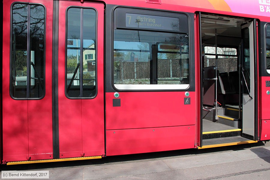 Bern - Straßenbahn - 732
/ Bild: bern732_bk1703290085.jpg