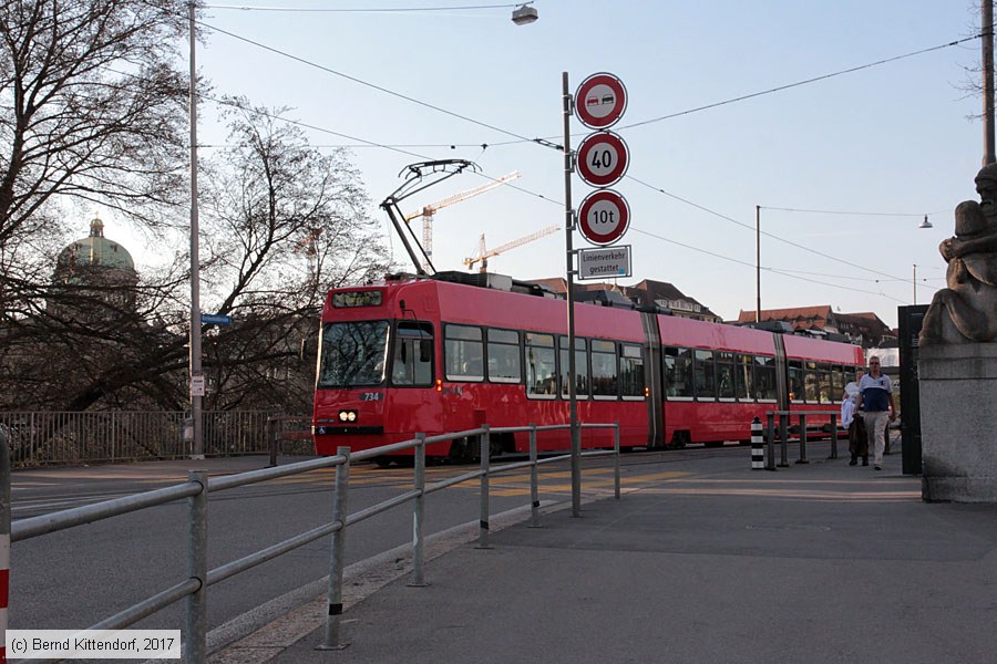 Bern - Straßenbahn - 734
/ Bild: bern734_bk1703280432.jpg