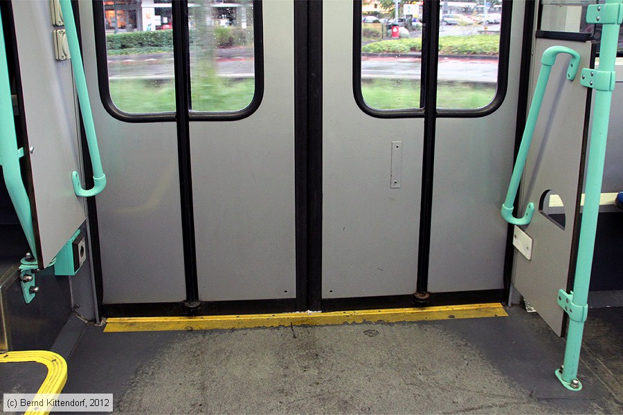 Tram Gen&egrave;ve - 803 - Innenansicht
/ Bild: genf803_bk1208250563.jpg