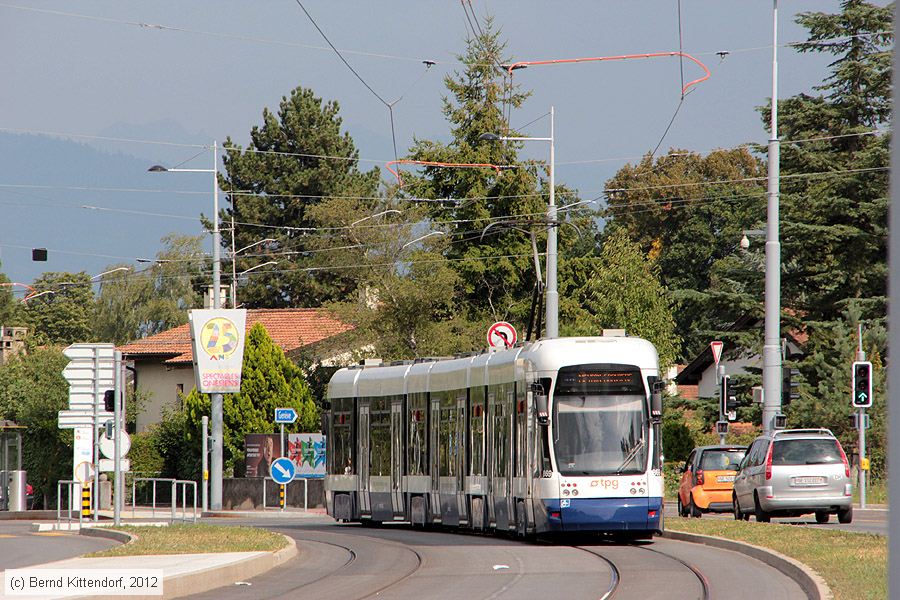 Tram Genève - 869
/ Bild: genf869_bk1208240085.jpg Tram Genève - 869
/ Bild: genf869_bk1208240085.jpg