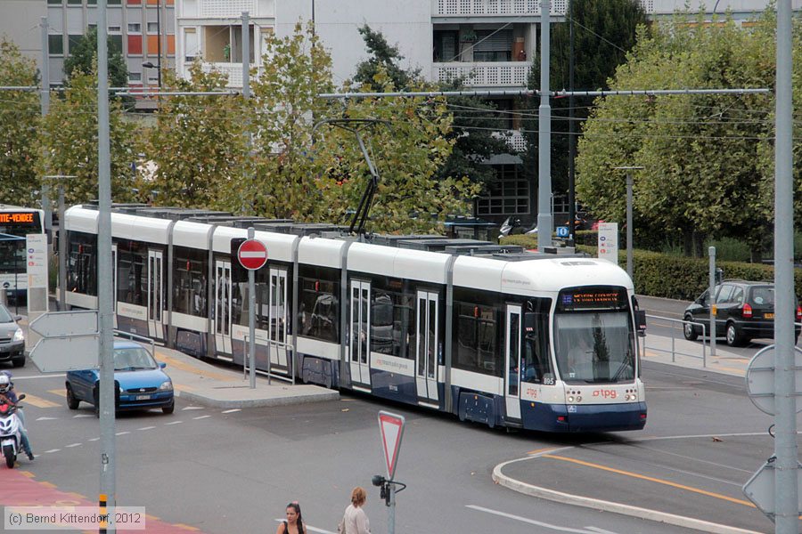 Tram Genève - 895
/ Bild: genf895_bk1208240045.jpg