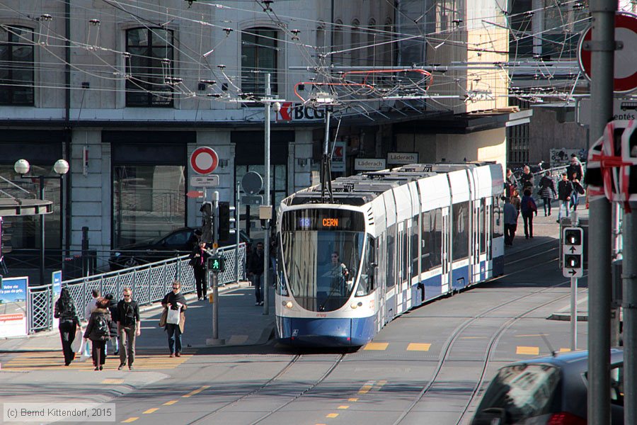 Tram Genève - 1806
/ Bild: genf1806_bk1504080334.jpg