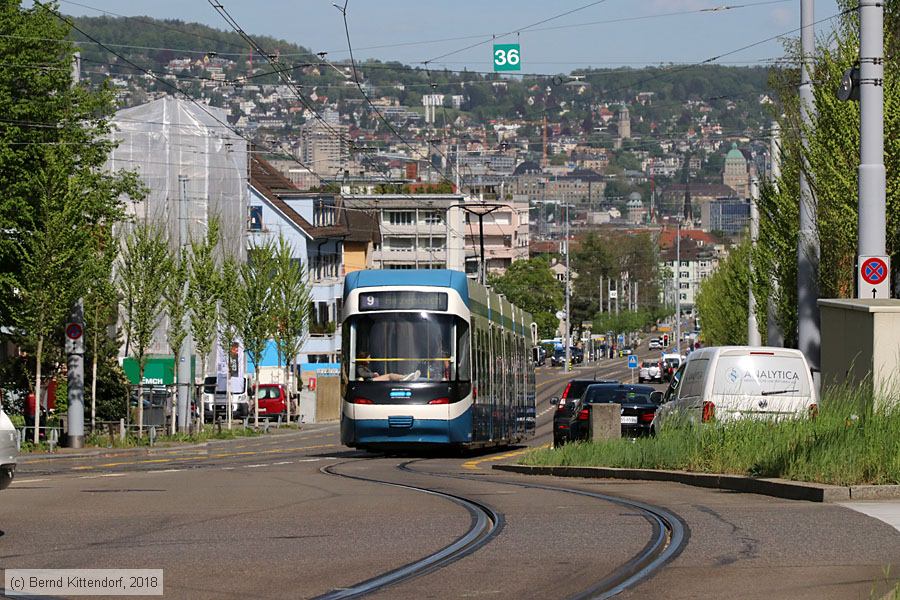 Zürich - Straßenbahn - 3043
/ Bild: zuerich3043_bk1804240539.jpg