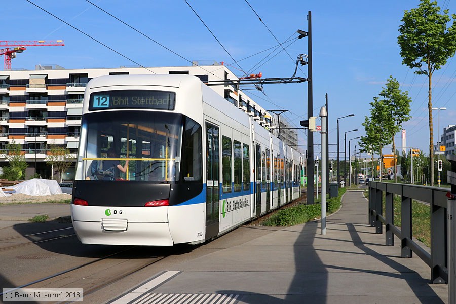 Zürich - Straßenbahn - 3062
/ Bild: zuerich3062_bk1804220288.jpg