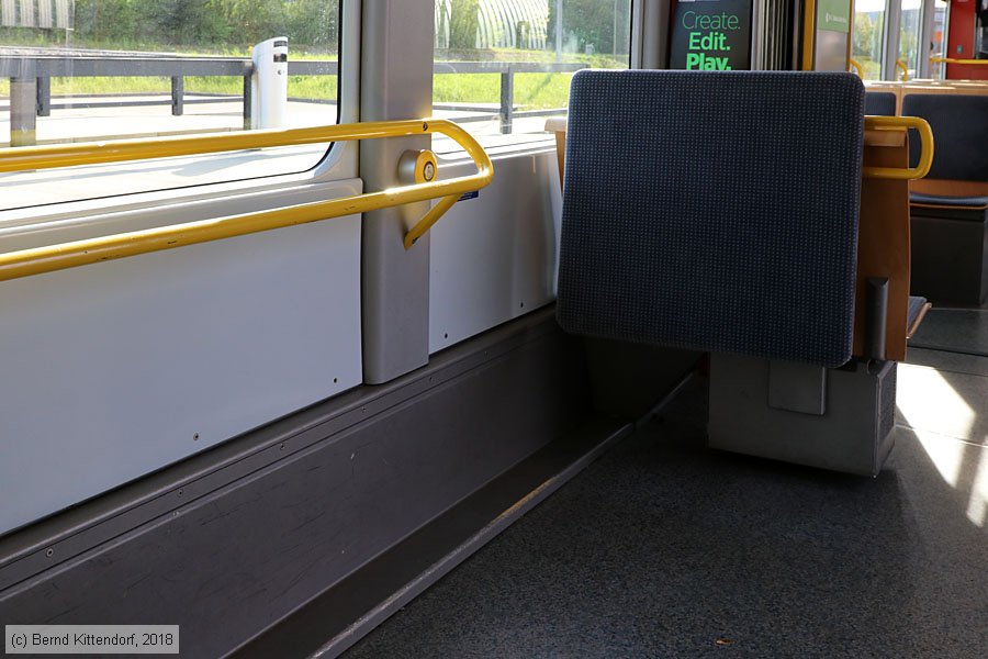 Zürich - Straßenbahn - 3070 - Innenansicht
/ Bild: zuerich3070_bk1804220254.jpg