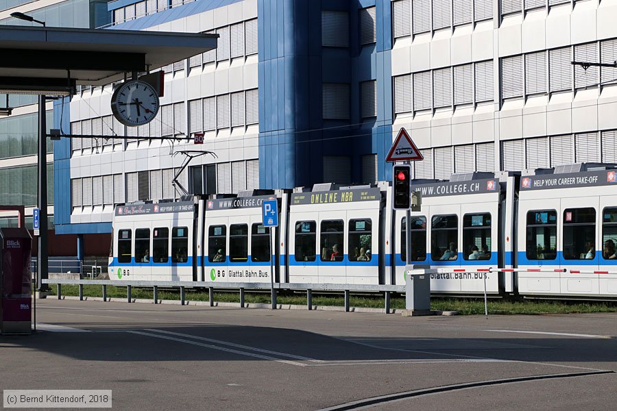 Zürich - Straßenbahn - 3076
/ Bild: zuerich3076_bk1804220279.jpg