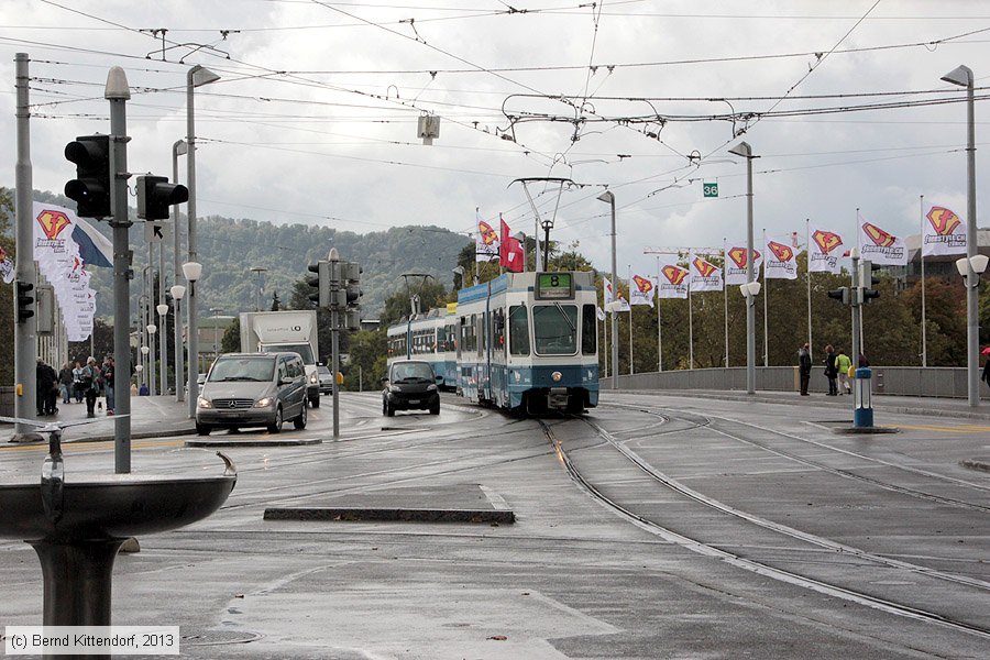 Zürich - Straßenbahn - 2043
/ Bild: zuerich2043_bk1309170454.jpg Zürich - Straßenbahn - 2043
/ Bild: zuerich2043_bk1309170454.jpg