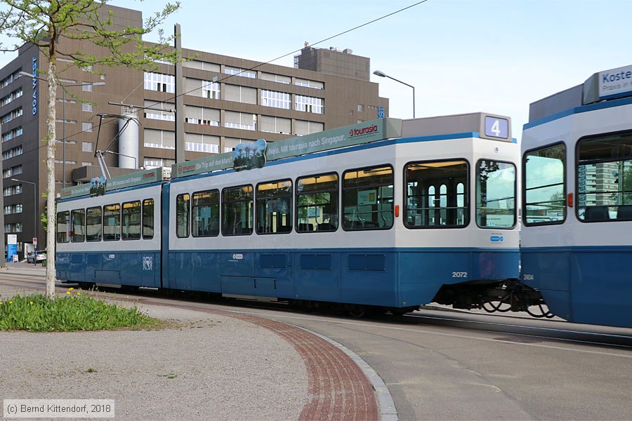 Zürich - Straßenbahn - 2072
/ Bild: zuerich2072_bk1804240014.jpg Zürich - Straßenbahn - 2072
/ Bild: zuerich2072_bk1804240014.jpg