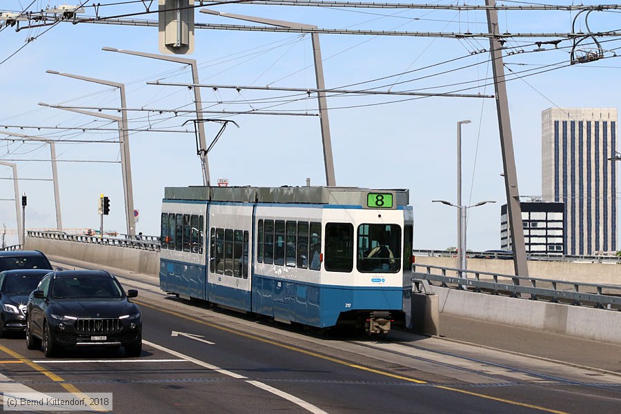 Z&uuml;rich - Stra&szlig;enbahn - 2117
/ Bild: zuerich2117_bk1804240523.jpg
