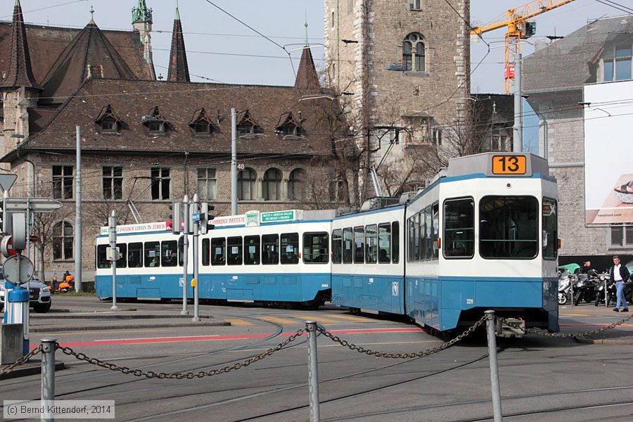 Zürich - Straßenbahn - 2311
/ Bild: zuerich2311_bk1403110229.jpg