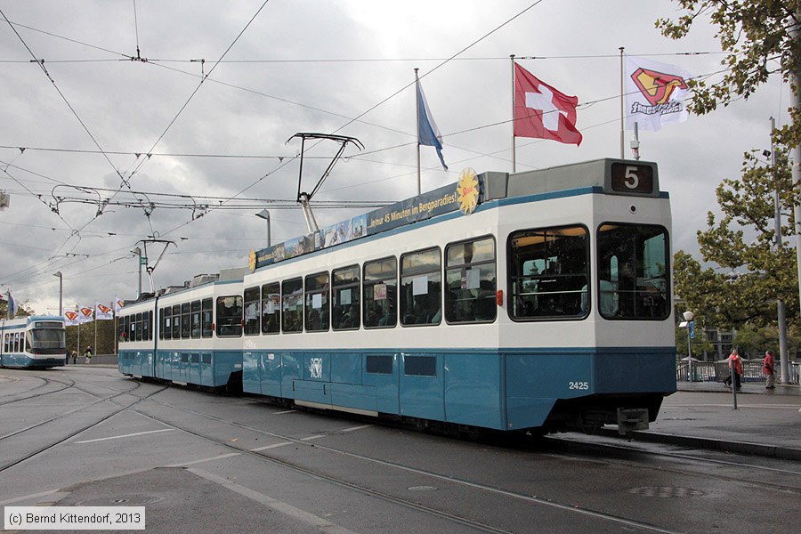 Zürich - Straßenbahn - 2425
/ Bild: zuerich2425_bk1309170482.jpg Zürich - Straßenbahn - 2425
/ Bild: zuerich2425_bk1309170482.jpg