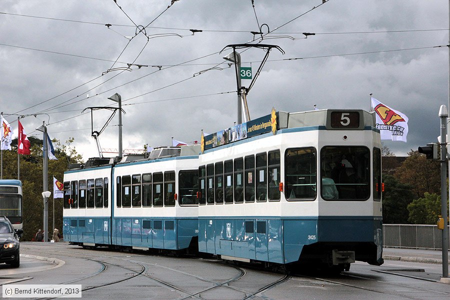 Zürich - Straßenbahn - 2425
/ Bild: zuerich2425_bk1309170483.jpg