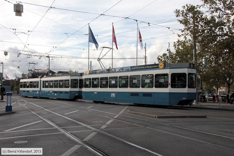 Zürich - Straßenbahn - 2425
/ Bild: zuerich2425_bk1309170655.jpg Zürich - Straßenbahn - 2425
/ Bild: zuerich2425_bk1309170655.jpg