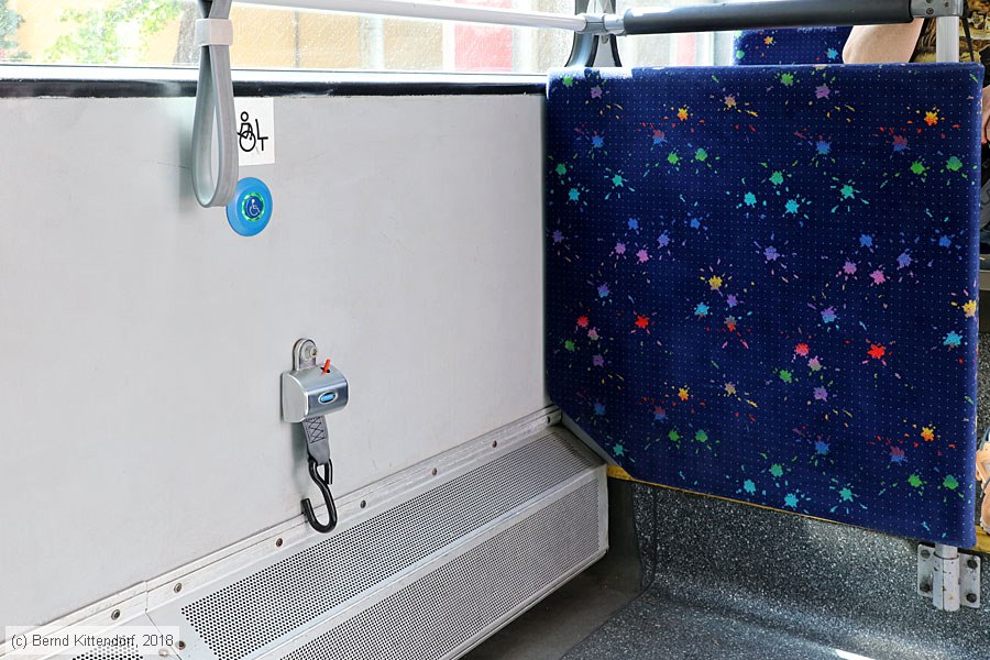 Trolleybus Lausanne - 914 - Innenansicht
/ Bild: lausanne914_bk1807170212.jpg