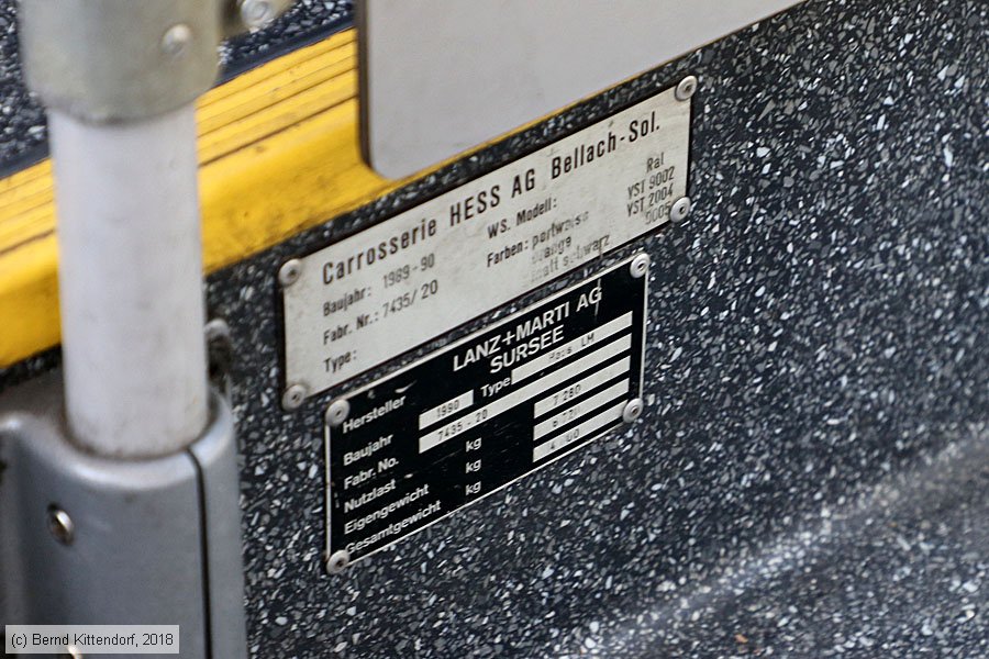 Trolleybus Lausanne - 920 - Innenansicht
/ Bild: lausanne920_bk1807180114.jpg Trolleybus Lausanne - 920 - Innenansicht
/ Bild: lausanne920_bk1807180114.jpg