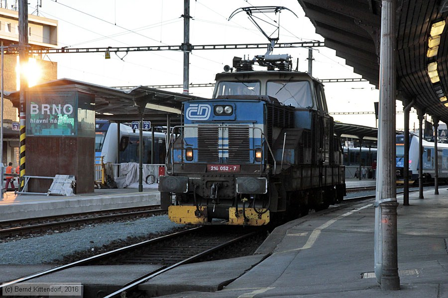 Česk&eacute; Dr&aacute;hy - 210052-7
/ Bild: cd2100527_bk1608300912.jpg