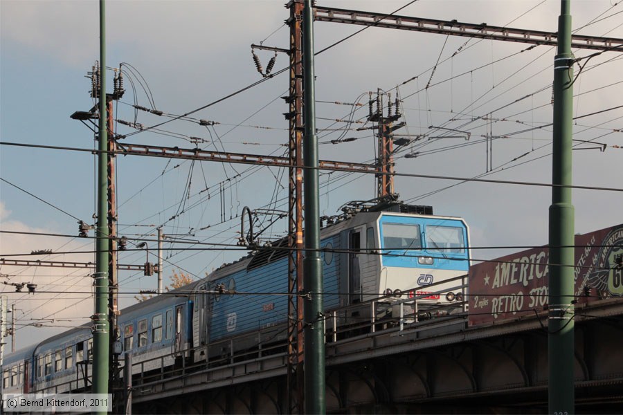 Česk&eacute; Dr&aacute;hy - 362077-0
/ Bild: cd3620770_bk1110210357.jpg