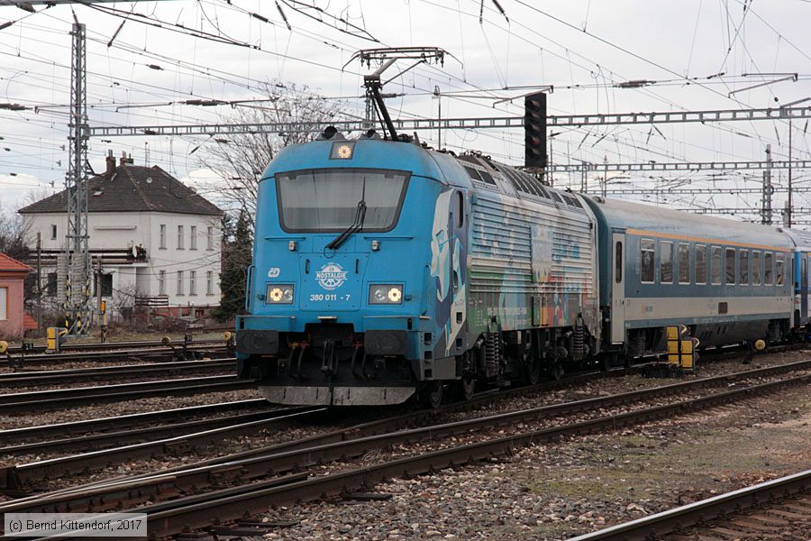 Česk&eacute; Dr&aacute;hy - 380011-7
/ Bild: cd3800117_bk1702240176.jpg