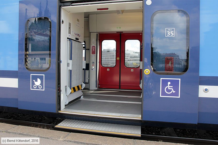 České Dráhy - 660104-1
/ Bild: cd6601041_bk1608300301.jpg České Dráhy - 660104-1
/ Bild: cd6601041_bk1608300301.jpg