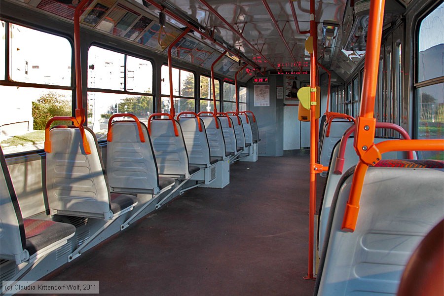 Straßenbahn Plzeň - 214 - Innenansicht 
/ Bild: plzen214_cw1110170348.jpg