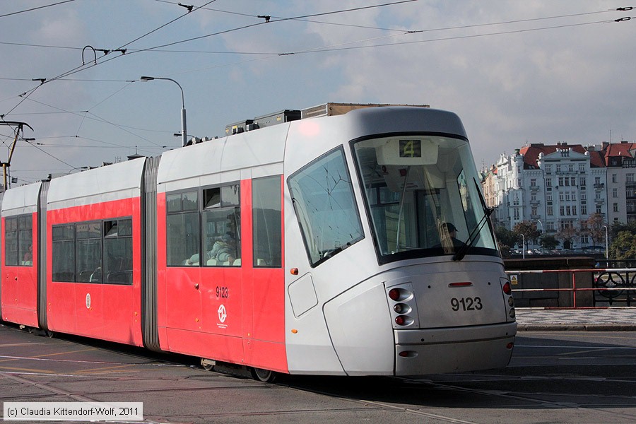 Straßenbahn Praha - 9123
/ Bild: praha9123_cw1110210195.jpg