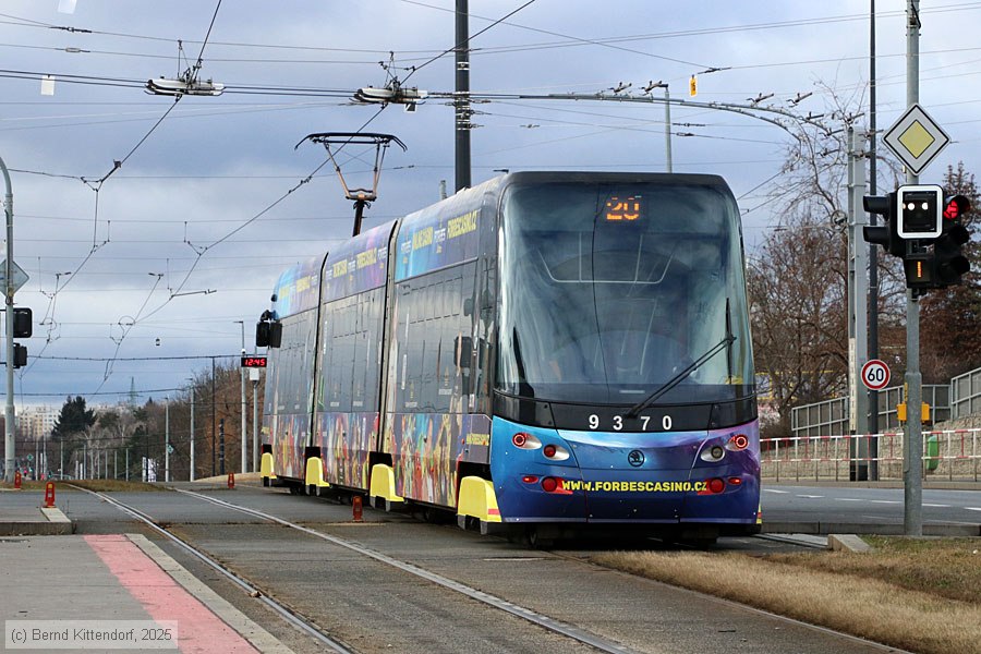Straßenbahn Praha - 9370
/ Bild: praha9370_bk2501290158.jpg Straßenbahn Praha - 9370
/ Bild: praha9370_bk2501290158.jpg