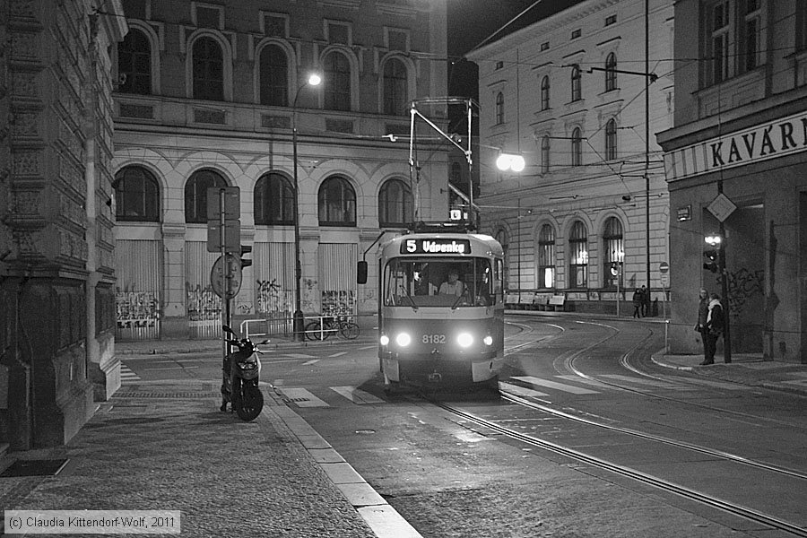 Stra&szlig;enbahn Praha - 8182
/ Bild: praha8182_cw1110200652.jpg