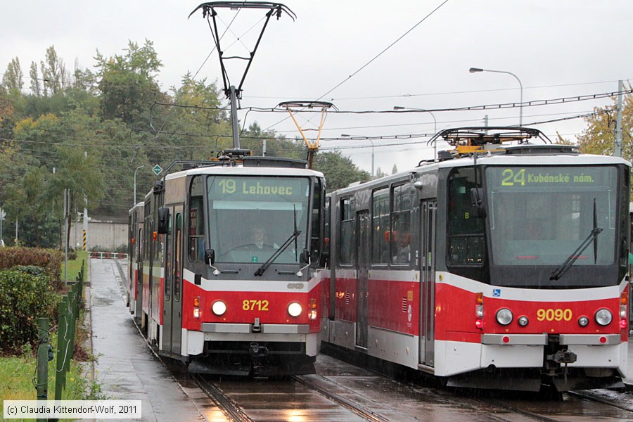 Straßenbahn Praha - 8712
/ Bild: praha8712_cw1110190028.jpg Straßenbahn Praha - 8712
/ Bild: praha8712_cw1110190028.jpg
