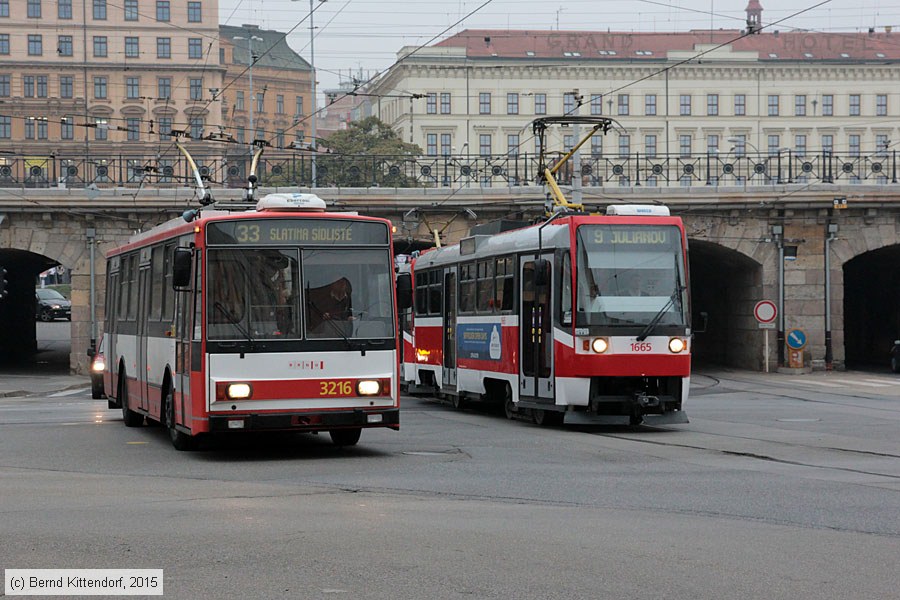 Trolleybus Brno - 3216
/ Bild: brno3216_bk1510130733.jpg