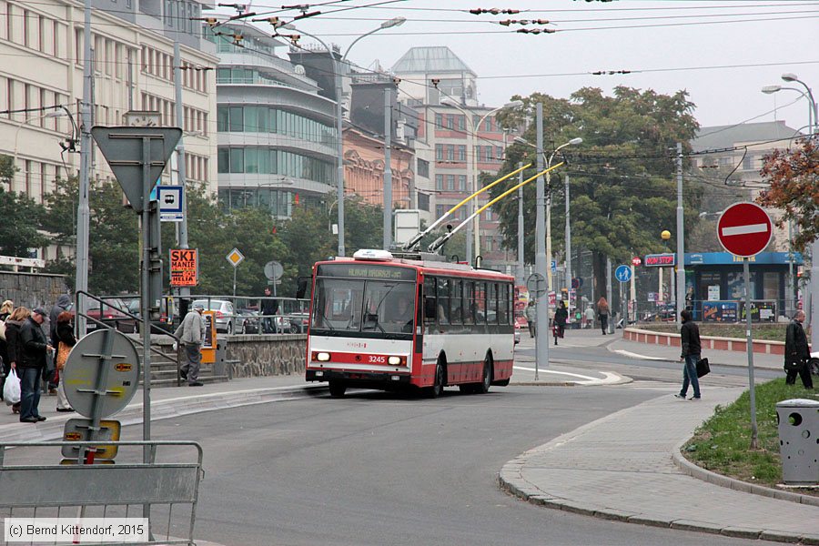 Trolleybus Brno - 3245
/ Bild: brno3245_bk1510130385.jpg