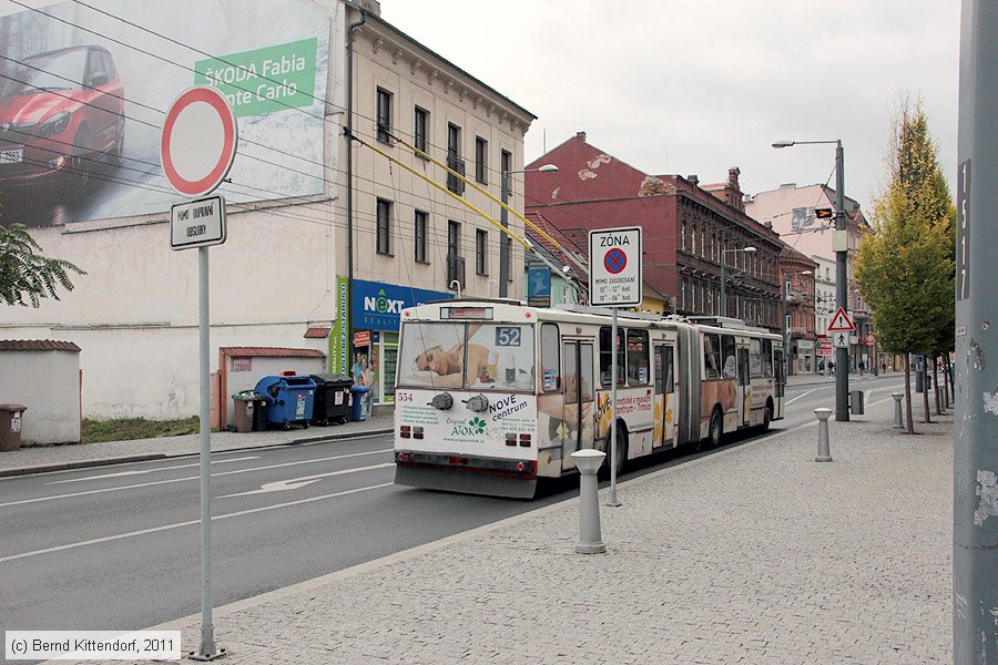 Trolleybus Ústí nad Labem - 554
/ Bild: ustinadlabem554_bk1110190313.jpg Trolleybus Ústí nad Labem - 554
/ Bild: ustinadlabem554_bk1110190313.jpg