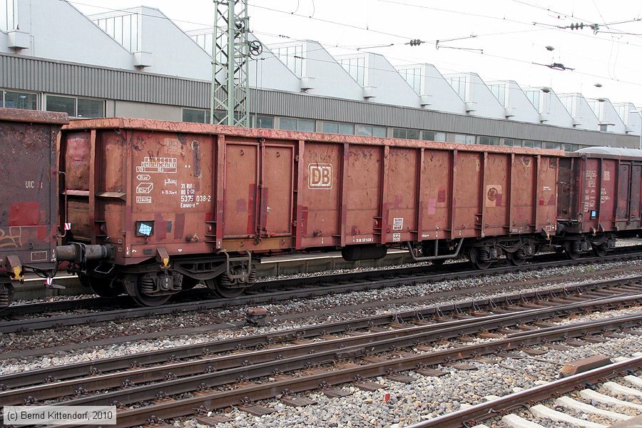 Deutsche Bahn - 31805375038-2
/ Bild: db318053750382_bk1004270164.jpg