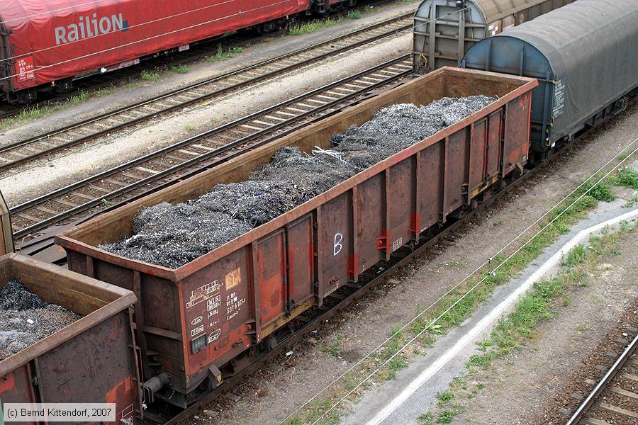 Deutsche Bahn - 31805376077-9
/ Bild: db318053760779_bk0705080014.jpg