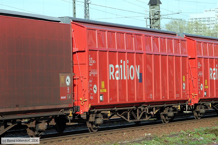 Deutsche Bahn - 42802262062-2
/ Bild: db428022620622_bk0605020007.jpg