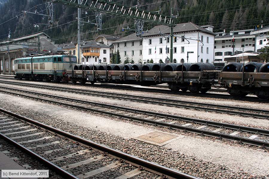 Deutsche Bahn - 31803938850-5
/ Bild: db318039388505_bk1103280216.jpg