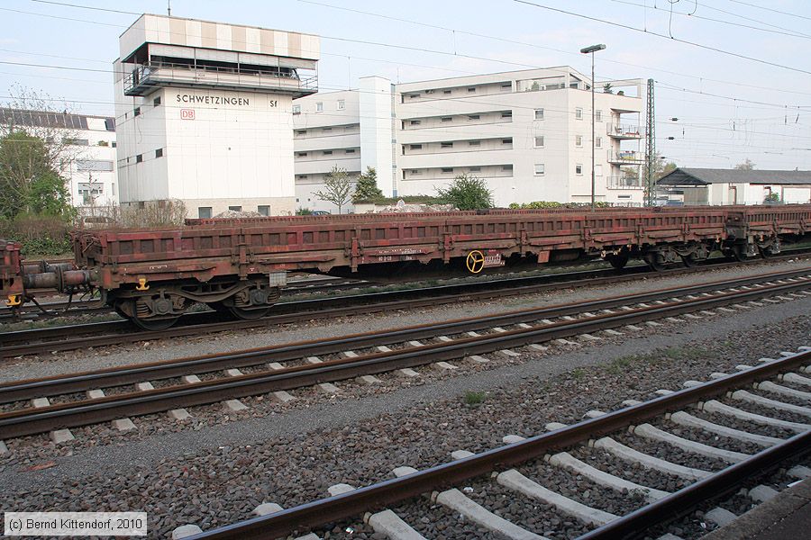 Deutsche Bahn - 31803942077-9
/ Bild: db318039420779_bk1004210026.jpg