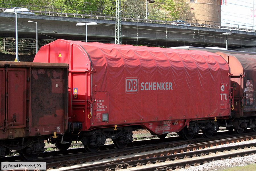 Deutsche Bahn - 31804680141-7
/ Bild: db318046801417_bk1104070139.jpg
