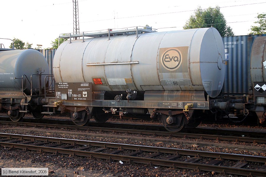 Deutsche Bahn - 23807377050-1p
/ Bild: db238073770501p_e0022494.jpg
