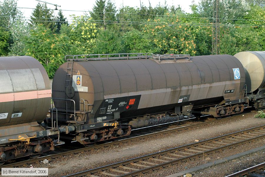 Deutsche Bahn - 33807932835-1p
/ Bild: db338079328351p_bk0608030027.jpg