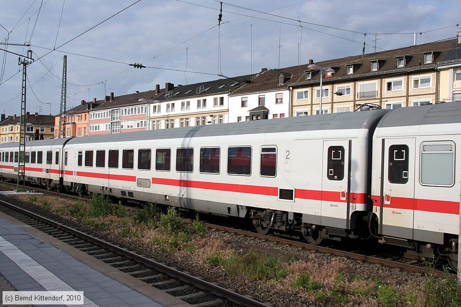 Deutsche Bahn - 61802091303-3
/ Bild: db618020913033_bk1006220350.jpg