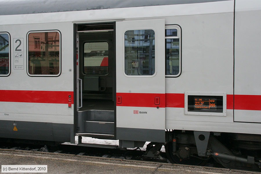 Deutsche Bahn - 61808091145-5
/ Bild: db618080911455_bk1002040098.jpg