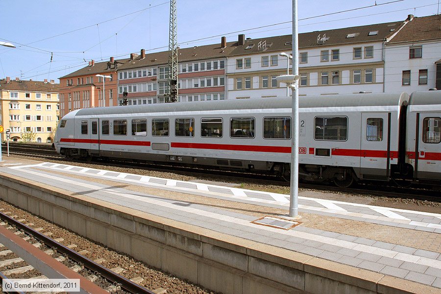 Deutsche Bahn - 61808091142-2
/ Bild: db618080911422_bk1104070074.jpg